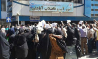İran'da halk susuzluktan sokağa çıktı