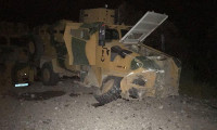 Hakkari'de askeri konvoya saldırı: 4 yaralı