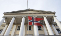 Norveç MB faize dokunmadı