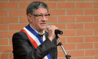 Fransız belediye başkanı gözaltına alındı