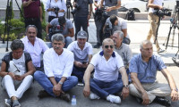 CHP Genel Merkezi önünde oturma eylemi