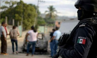 Meksika'da çete üyeleri askerlerle çatıştı! 6 ölü