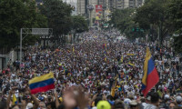 ABD'den Venezuela'daki büyükelçiliğine talimat