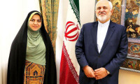 Zarif'in kadın büyükelçiyle fotoğrafı İran'da olay oldu
