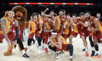 Galatasaray, Fenerbahçe'ye bir ilki yaşattı