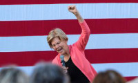 Demokratların aday adayı Warren 24,6 milyon dolar topladı