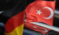 Türkiye’de gözaltındaki Alman vatandaşlarından dördü serbest
