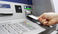 Artık yeni kimlikle ATM'lerden para çekilebilecek