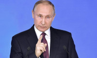 Putin: Trump’ı görevinden alacaklarını zannetmiyorum