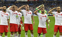 UEFA'dan Milli Takım'a 50 bin euro asker selamı cezası