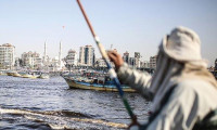 Gazze'deki balıkçıların avlanma mesafesini yeniden 15 mile çıkarıldı