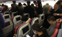 Uçuşta telefonlarını kapatmayan ve sigara içenlere kesilen ceza artacak