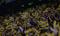 Fenerbahçe taraftarının yoğun ilgisi bilet fiyatlarını katladı