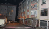 Trabzon’da 4 katlı bina çatlaklar nedeniyle boşaltıldı
