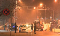 İstanbul Emniyet Müdürlüğü önünde şüpheli araç alarmı