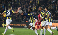 Fenerbahçe, Sivasspor'u 2-1 mağlup etti