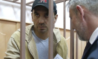 Rusya'da eski bakan zimmet iddiasıyla tutuklandı