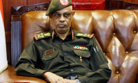 Sudan Savunma Bakanı görevinden ayrıldı