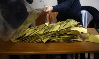 Maltepe'de oy sayımı ertelendi