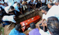 Sri Lanka'da katliamda ölü sayısı 359'dan 253'e indirildi