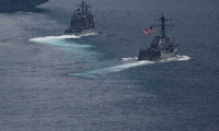 ABD savaş gemileri Tayvan Boğazı'ndan geçti