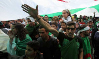 Cezayir'de ekonomi bakanı ifade verdi