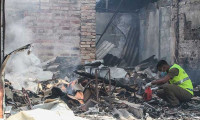 Sri Lanka'da Müslümanlara ait fabrika ateşe verildi