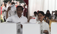 Endonezya'da 'seçim kavgası' büyüyor