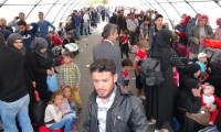 4 günde 3 bin Suriyeli, bayram için ülkesine gitti
