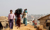 Myanmar ordusu Arakan'a gıda ve ilaç sokmuyor