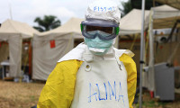 Ebola Uganda'ya sıçradı