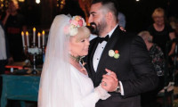 Zerrin Özer Murat Akınca ile evlendi