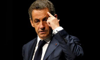 Sarkozy, yolsuzluk suçlamasıyla yargılanacak