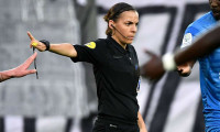 Fransa Ligue 1'de kadın hakem dönemi