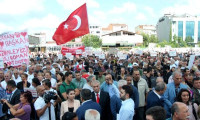 Kaftancıoğlu'na adliye önünde destek açıklaması