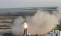 SpaceX’in uzay aracı, kalkış öncesi alev aldı