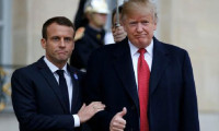 Trump'tan Macron'a şok sözler: Aptallığına karşılık vereceğiz