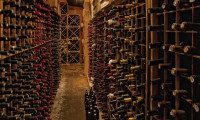 Tünel kazarak 1 milyon liralık şarap çaldılar