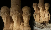 Bagajdan Roma dönemine ait kadın heykeli çıktı