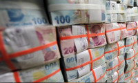 Hazine 11 milyar lira borçlandı