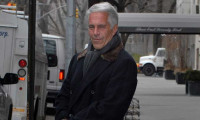 Cezaevinde intihar eden milyarder Epstein'a 100 milyon dolarlık dava
