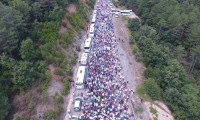 On binlerce insan Kaz Dağları'na yürüdü