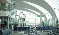 Dubai Havalimanı'nda çalışmalar ekonomik kriz nedeniyle durdu