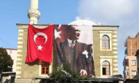 Müftülükle cami derneği arasında Atatürk posteri krizi
