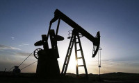 Brent petrolün varili 63,02 dolar