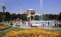 İstanbul'un 2023 turizm hedefi: 70 milyon turist, 70 milyar dolar gelir