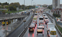 İstanbul'da yağmur hayatı felç etti