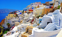  Yunanistan'da 50 binden fazla turist mahsur kaldı