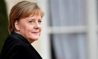 Almanya Angela Merkel'e artık güvenmiyor
