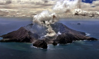 Yeni Zelanda'da yanardağ patlamasında 21 ölü